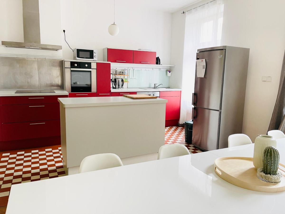 Nice City Apartment Apartment